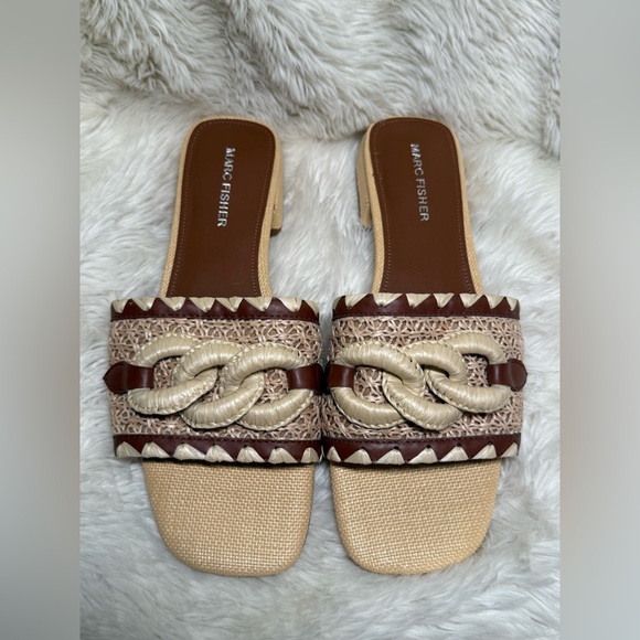 Marc Fisher Women's Myami Slip-On Embellished Dress Sandals size 9.5M - Picture 2 of 6